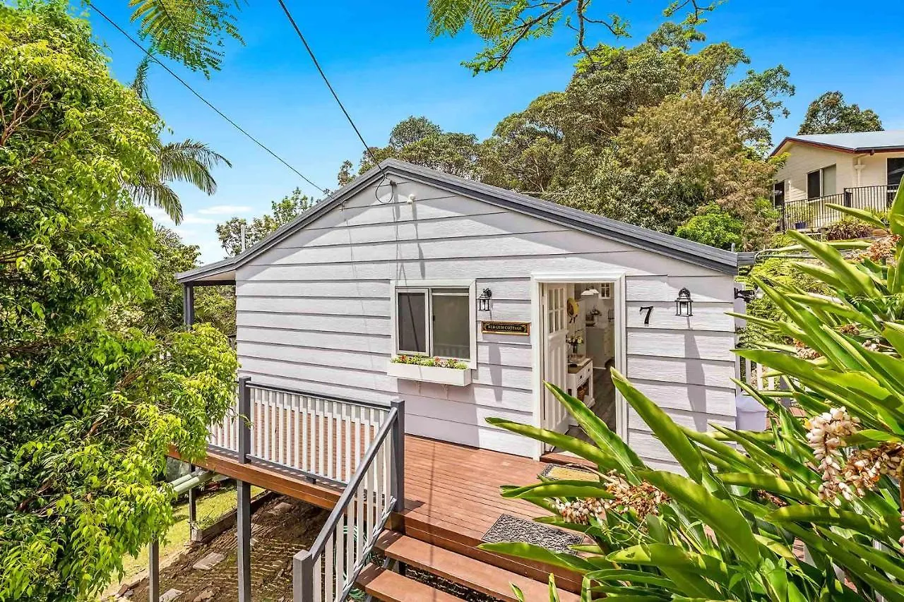 Red Gum Cottage Eagle Heights 0*,